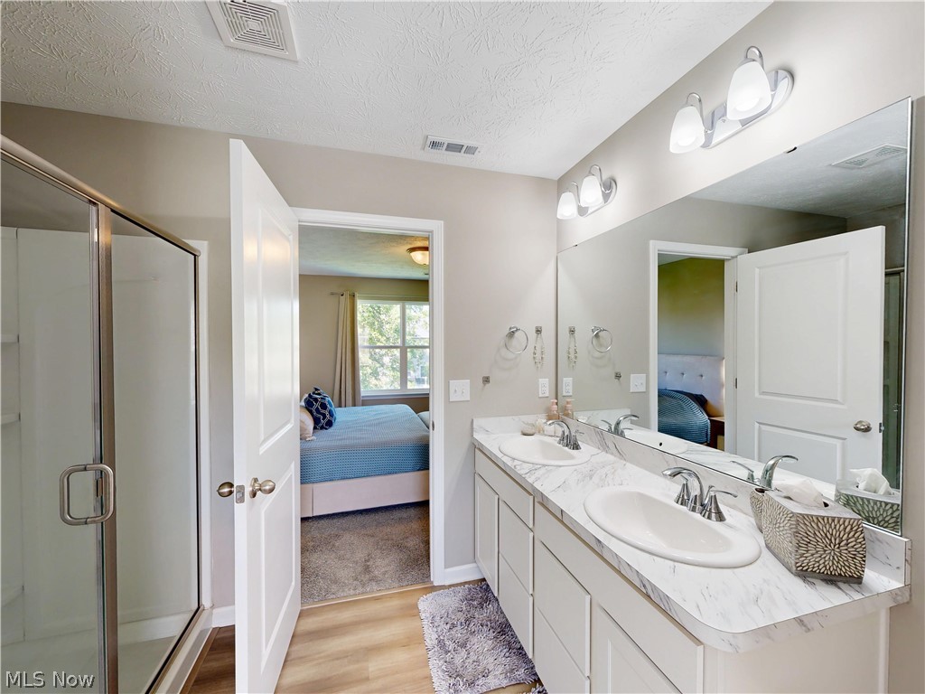 1223 Selena Grove Green OH 44685