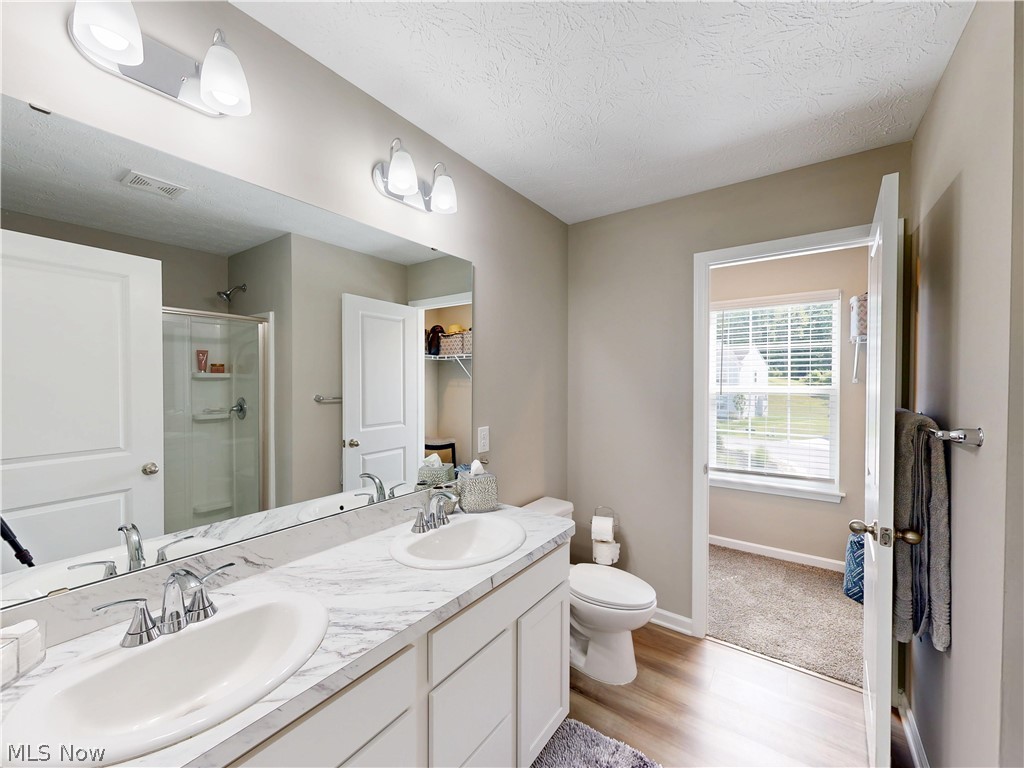 1223 Selena Grove Green OH 44685