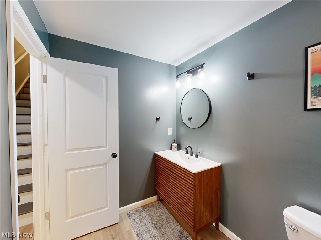 1223 Selena Grove Green OH 44685