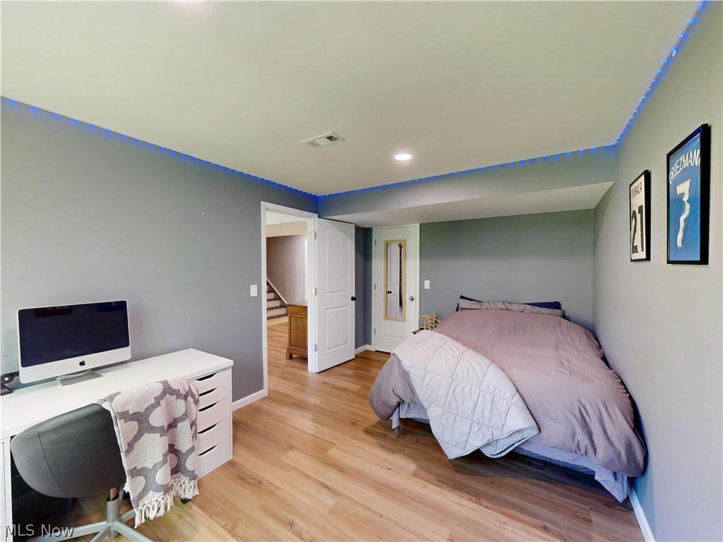 1223 Selena Grove Green OH 44685