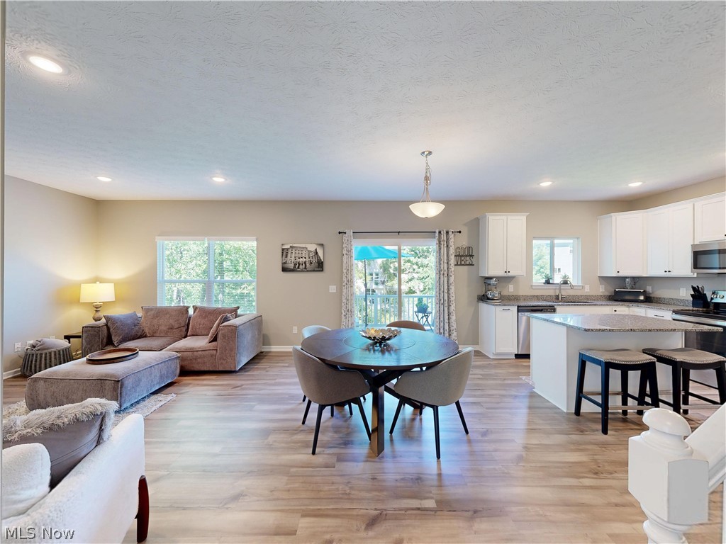 1223 Selena Grove Green OH 44685