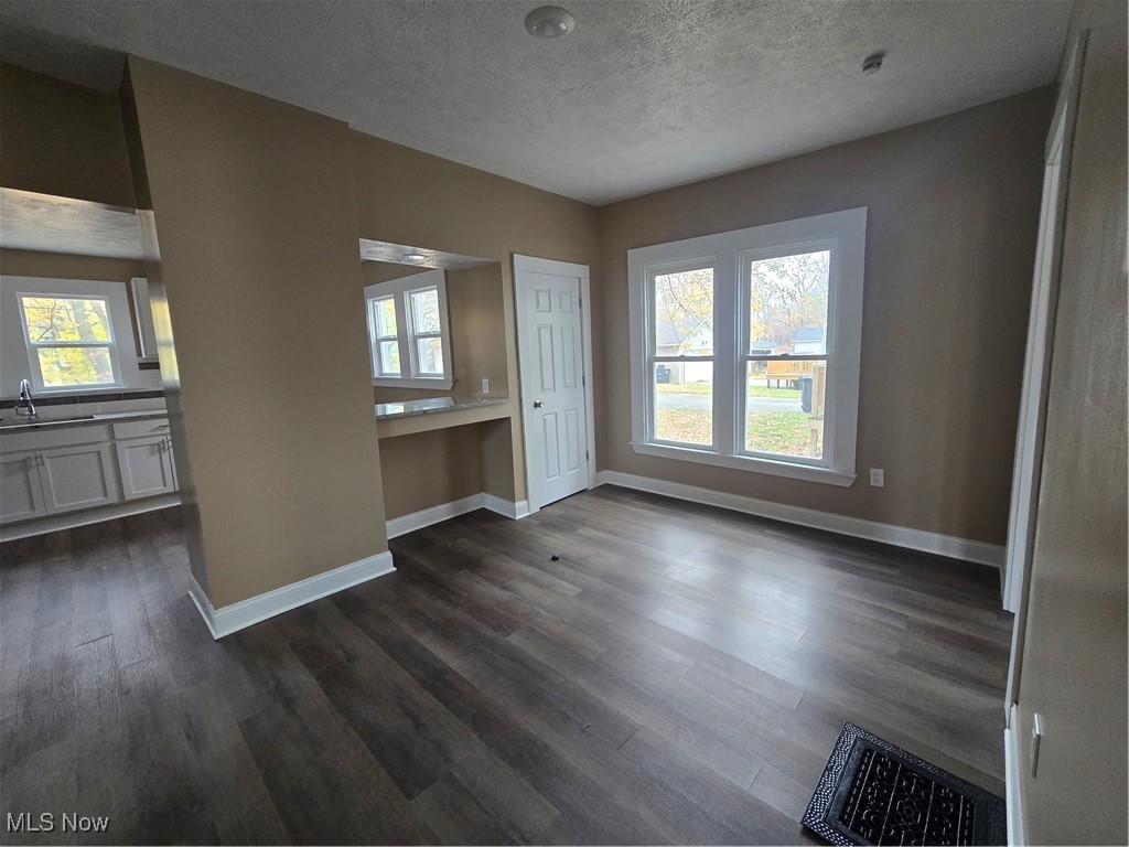 2294 E 100th Street Cleveland OH 44106