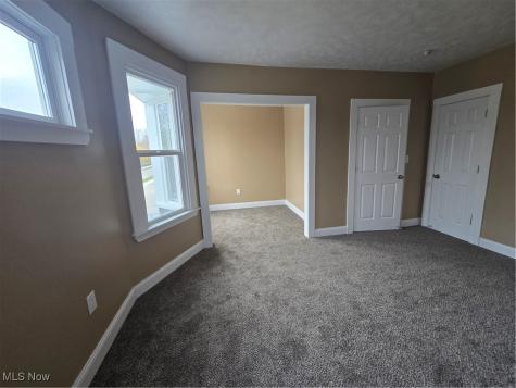 2294 E 100th Street Cleveland OH 44106