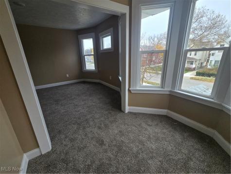 2294 E 100th Street Cleveland OH 44106