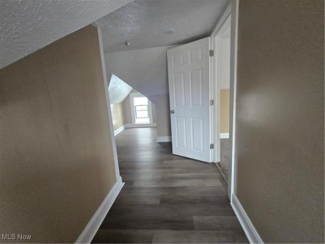2294 E 100th Street Cleveland OH 44106