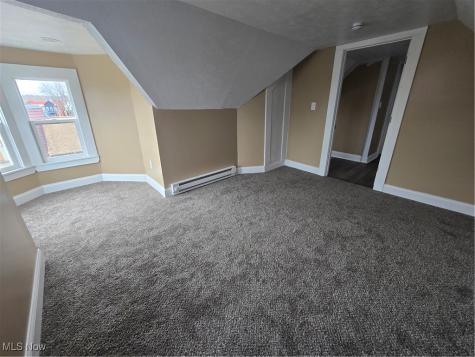 2294 E 100th Street Cleveland OH 44106