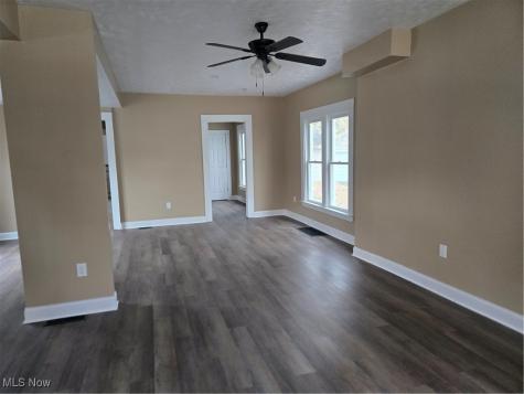 2294 E 100th Street Cleveland OH 44106