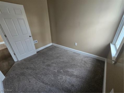 2294 E 100th Street Cleveland OH 44106