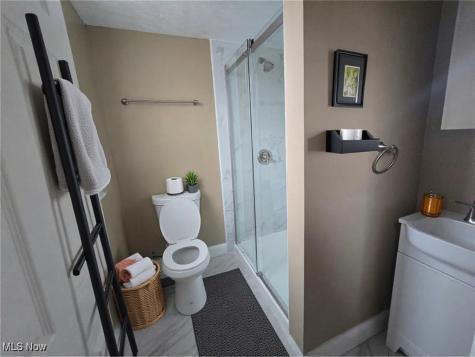2294 E 100th Street Cleveland OH 44106