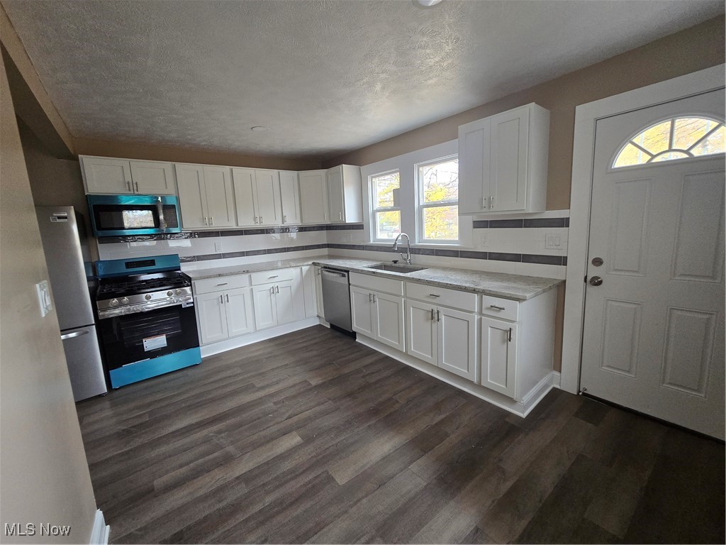 2294 E 100th Street Cleveland OH 44106