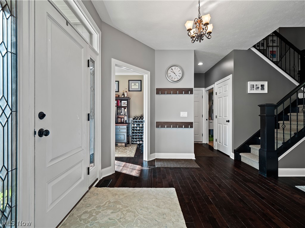2538 N Long Road Avon OH 44011