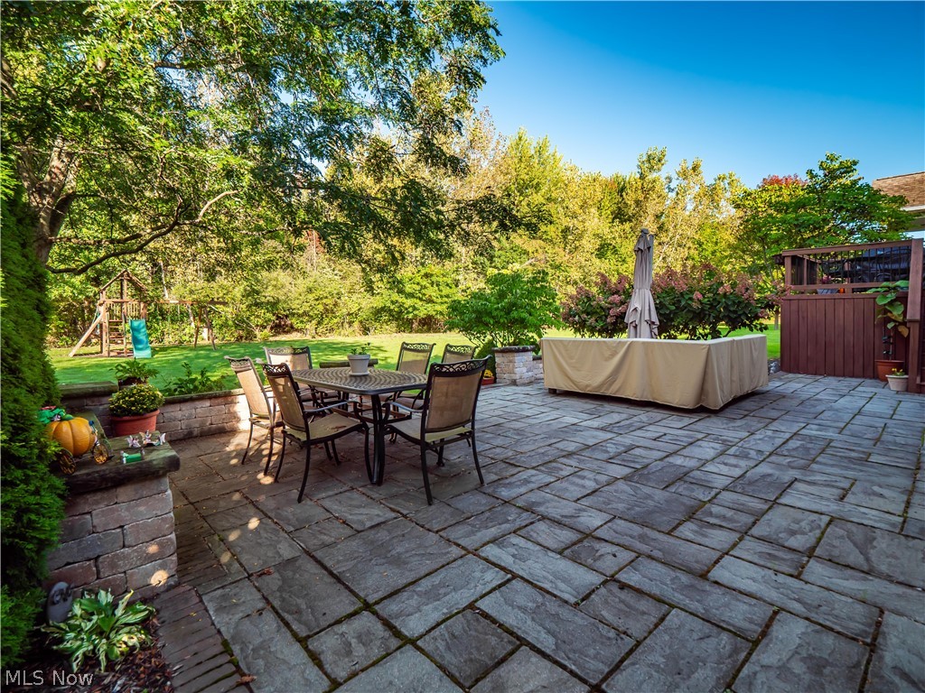 2538 N Long Road Avon OH 44011