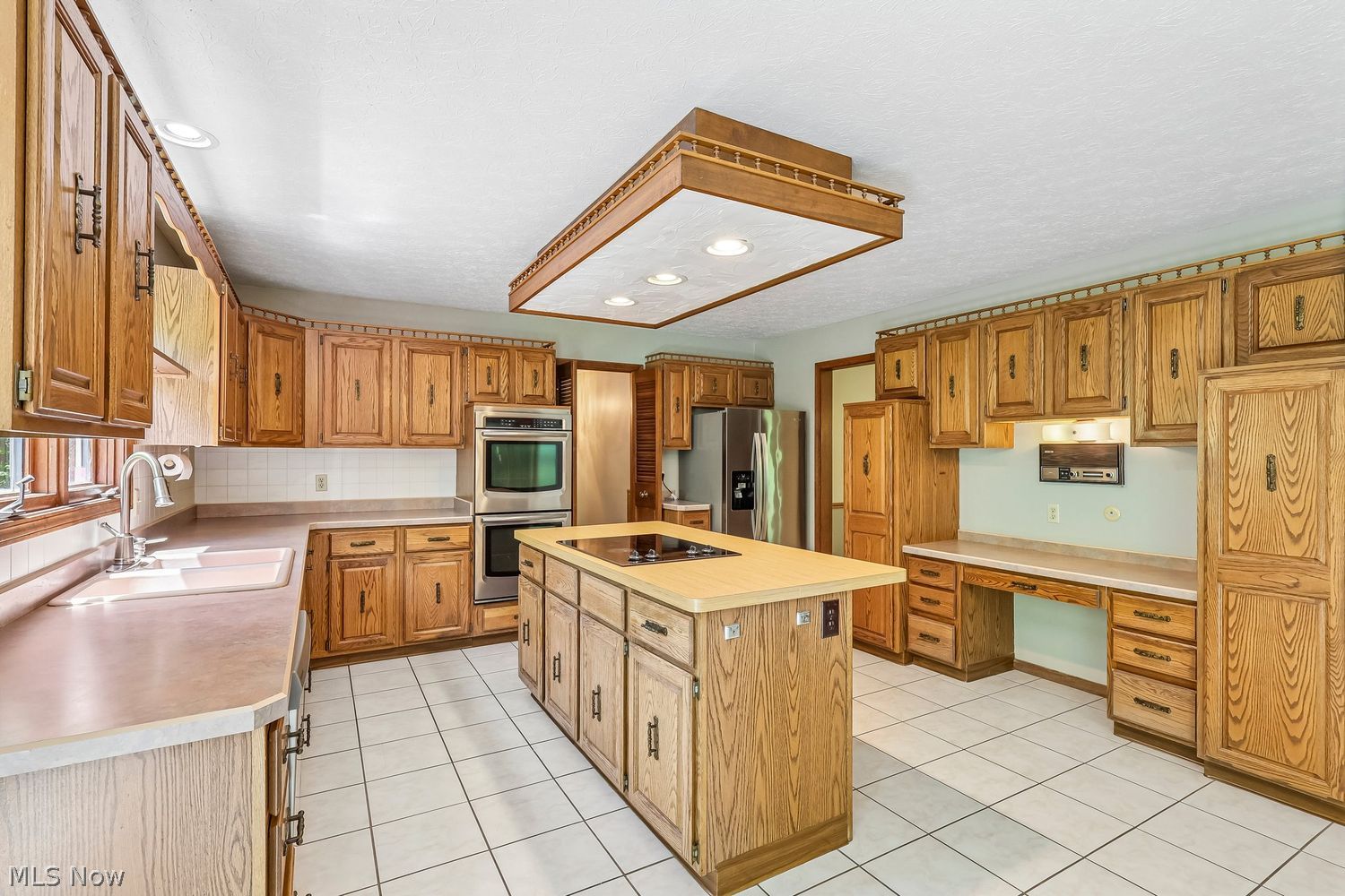 7900 Gatewood Oval Gates Mills OH 44040