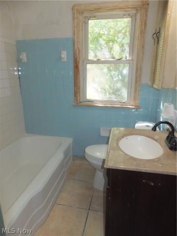 5903 Bradley Avenue Parma OH 44129