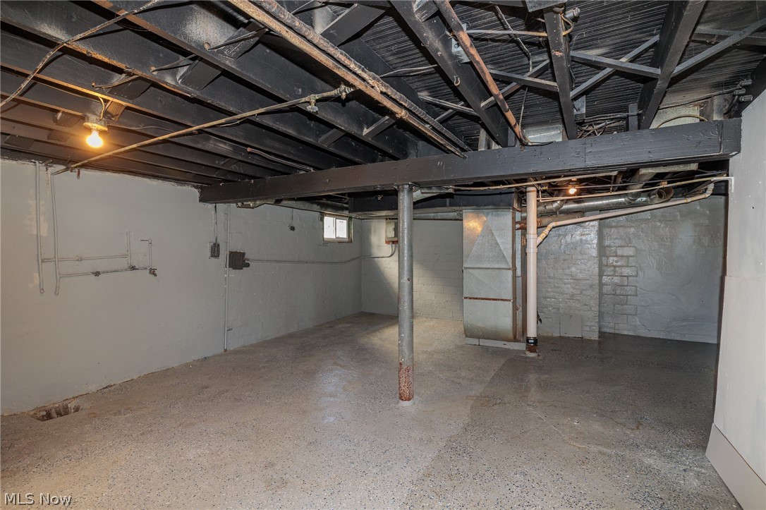 3353 W 84th Street Cleveland OH 44102