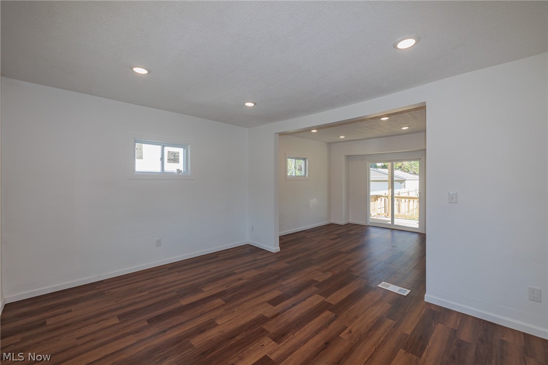 3353 W 84th Street Cleveland OH 44102