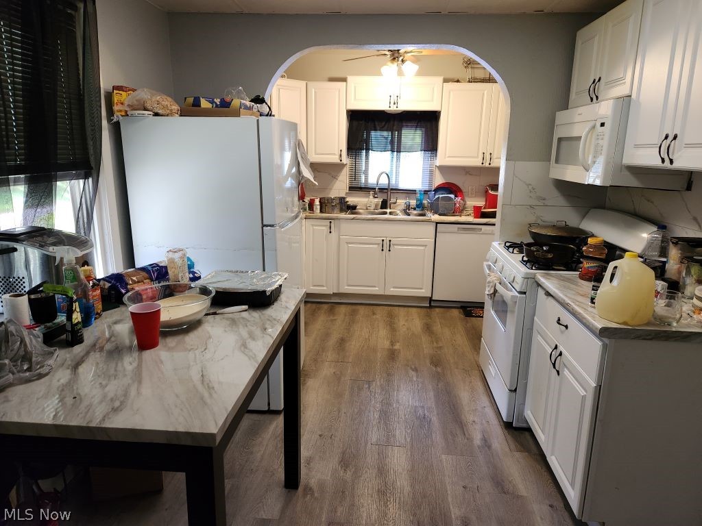 12903 Oakfield Avenue Cleveland OH 44105