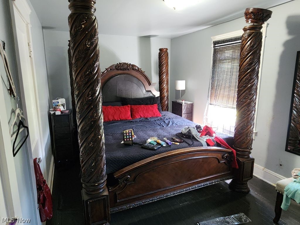 12903 Oakfield Avenue Cleveland OH 44105