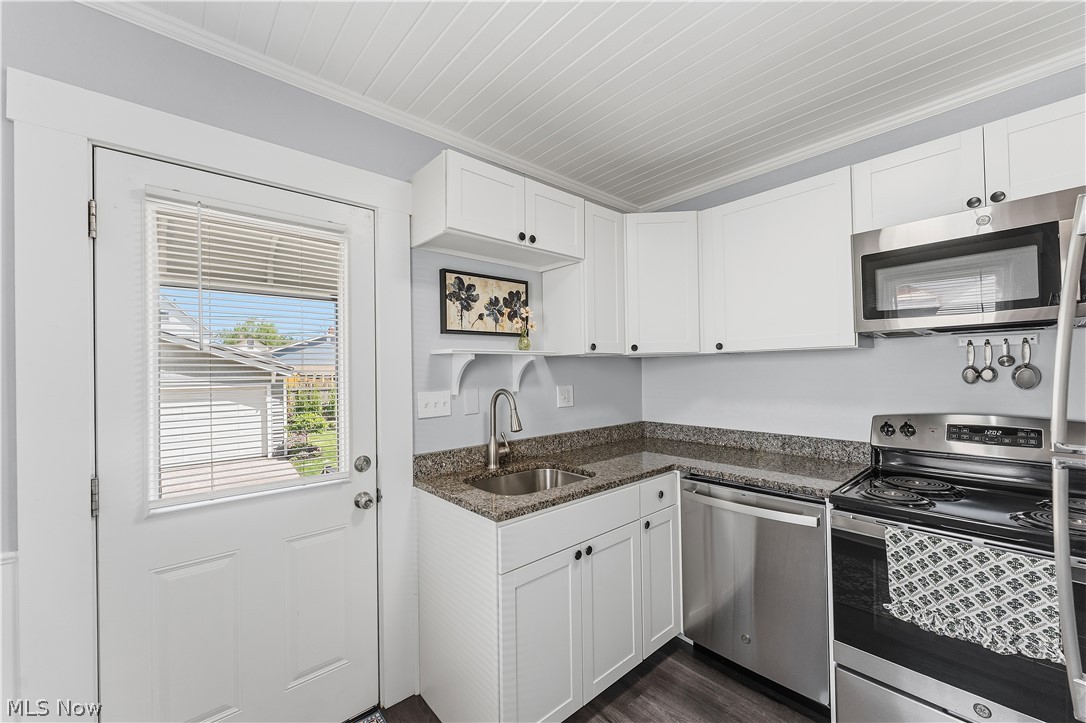 439 Independence Street Fairport Harbor OH 44077