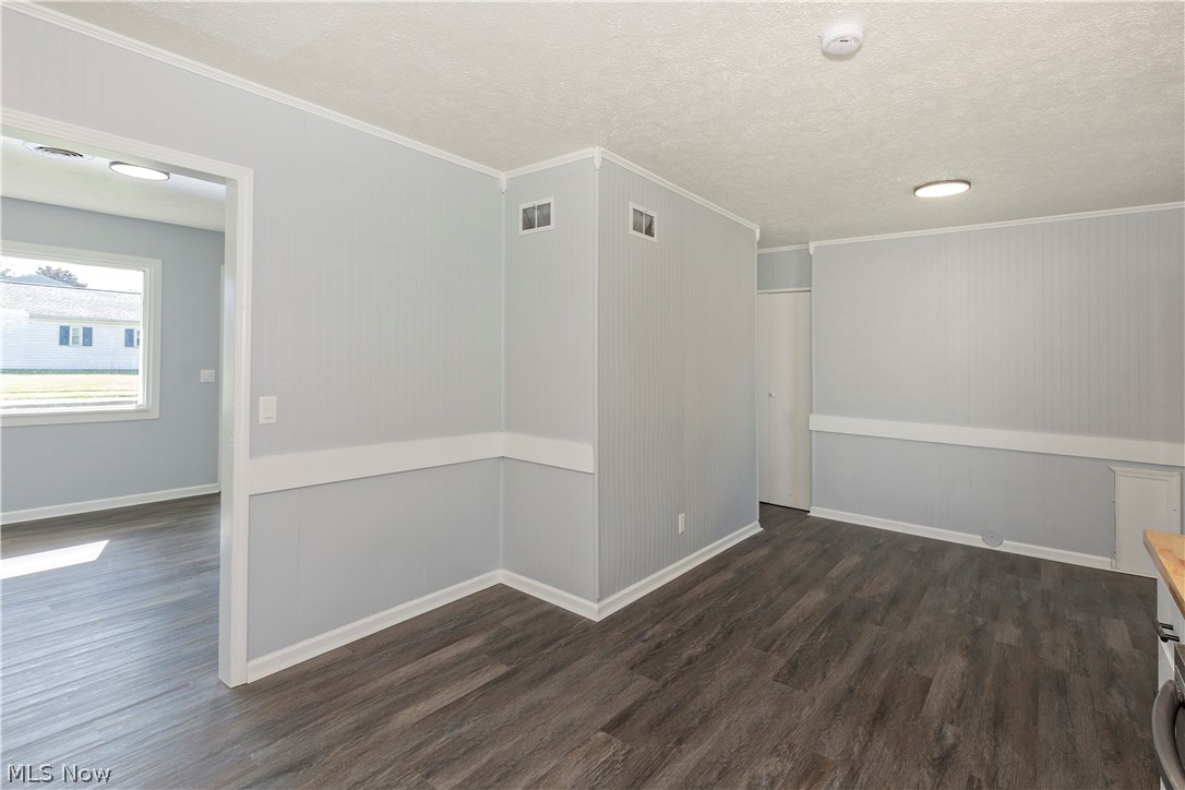 2215 Willowrow Avenue NE Canton OH 44705
