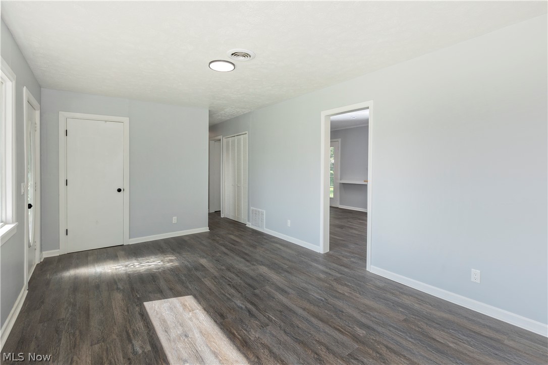2215 Willowrow Avenue NE Canton OH 44705