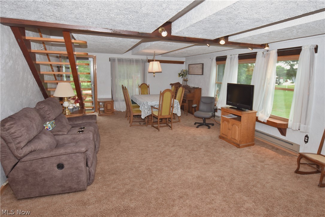 1214 Arrowhead Drive SW Dellroy OH 44620