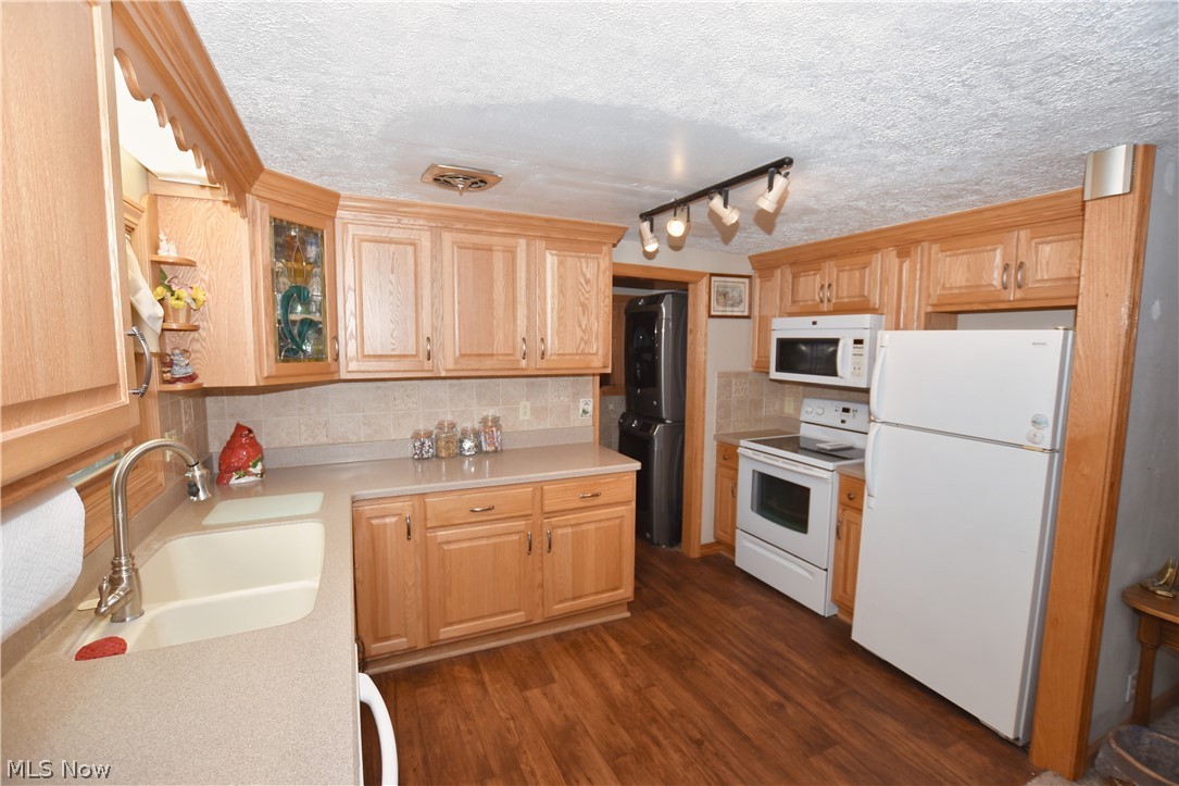 1214 Arrowhead Drive SW Dellroy OH 44620