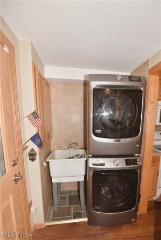 1214 Arrowhead Drive SW Dellroy OH 44620