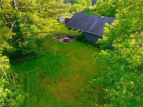 1214 Arrowhead Drive SW Dellroy OH 44620