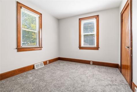 4645 Kendal Street SW Canton OH 44706