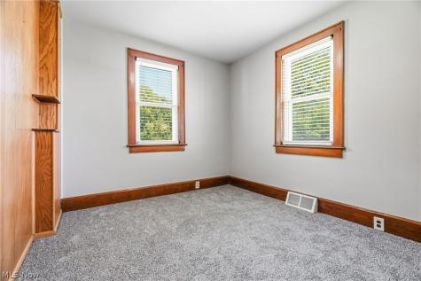 4645 Kendal Street SW Canton OH 44706