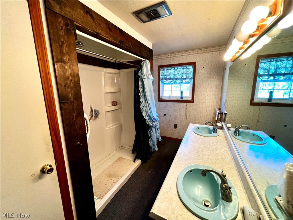 2674 State Route 152 Dillonvale OH 43917