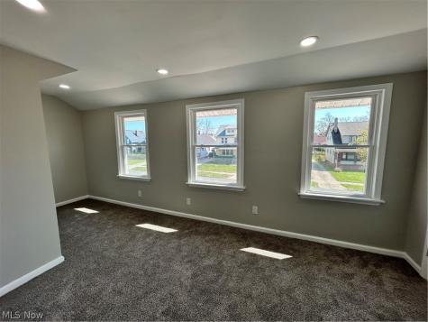 13623 Thornhurst Avenue Garfield Heights OH 44105
