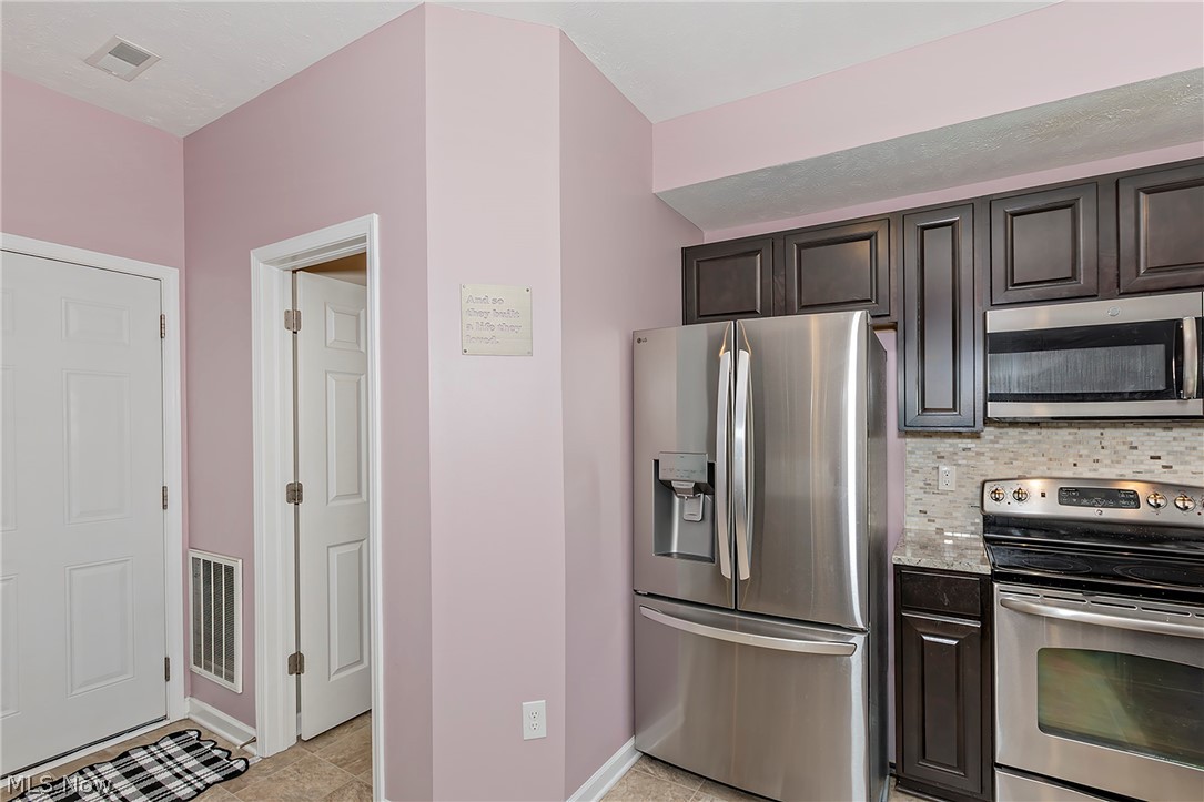 10412 Redbud Drive Aurora OH 44202