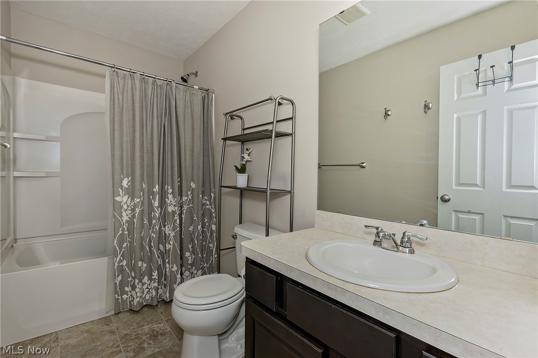 10412 Redbud Drive Aurora OH 44202