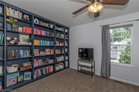 10412 Redbud Drive Aurora OH 44202