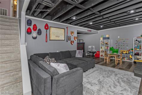 10412 Redbud Drive Aurora OH 44202