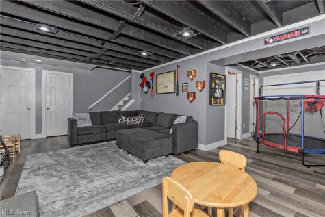 10412 Redbud Drive Aurora OH 44202