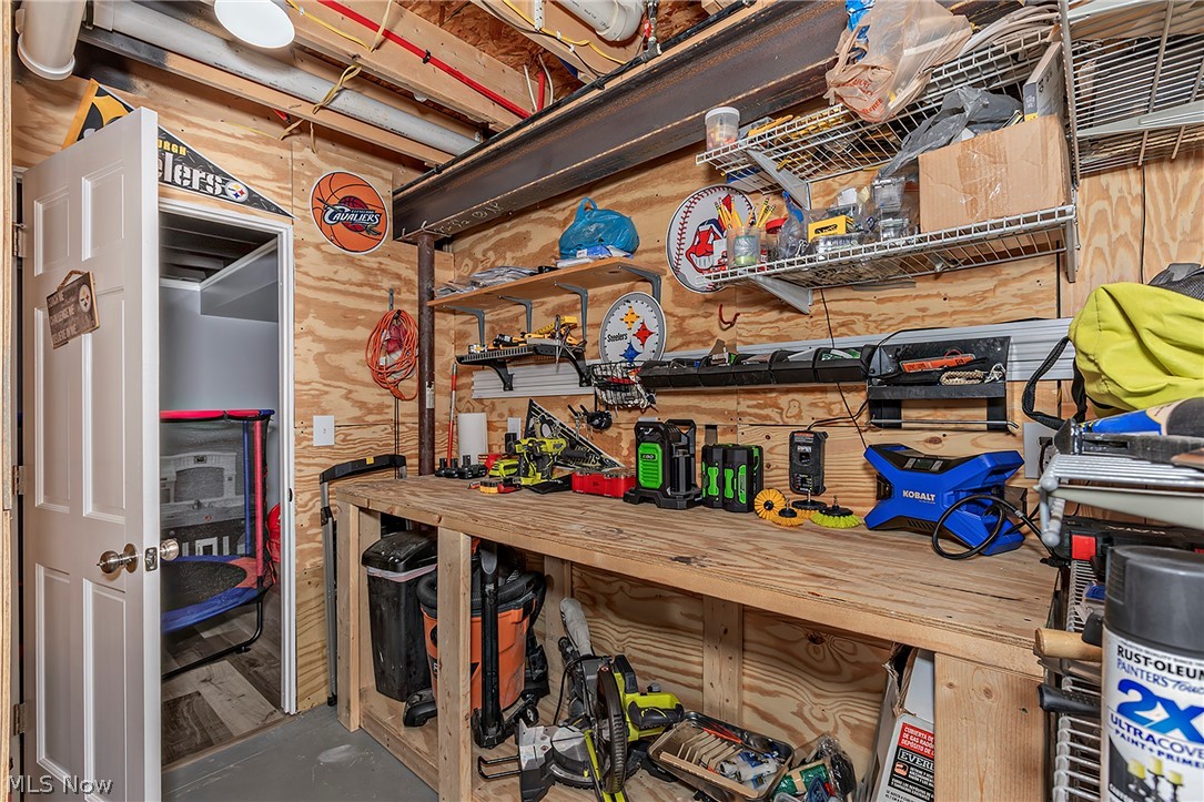 10412 Redbud Drive Aurora OH 44202