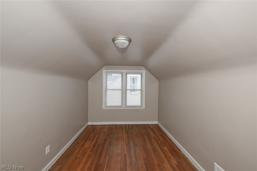 1699 Redwood Avenue Akron OH 44301