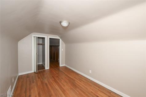 1699 Redwood Avenue Akron OH 44301