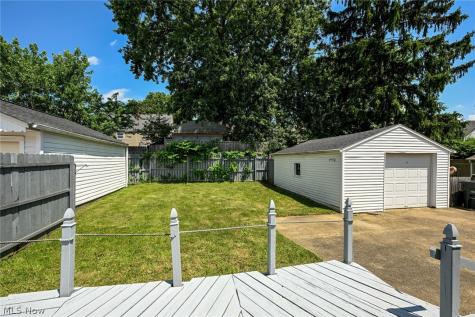 1699 Redwood Avenue Akron OH 44301