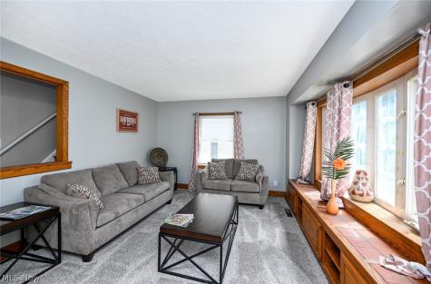 1699 Redwood Avenue Akron OH 44301