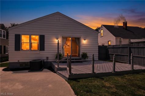 1699 Redwood Avenue Akron OH 44301