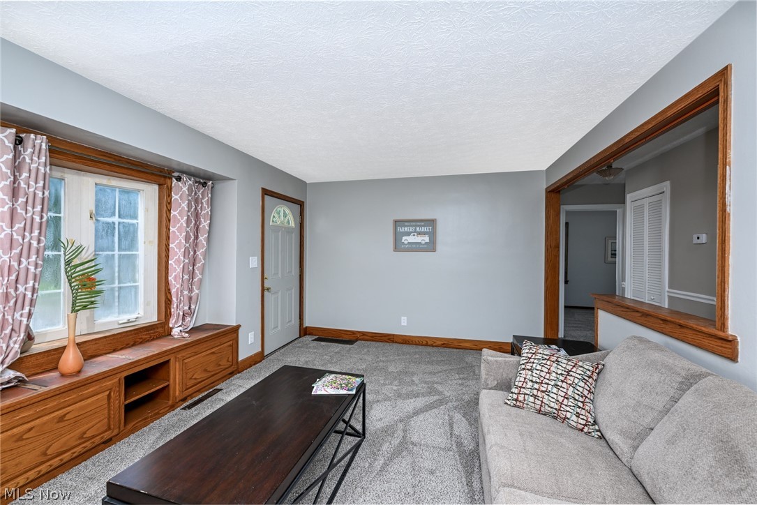 1699 Redwood Avenue Akron OH 44301