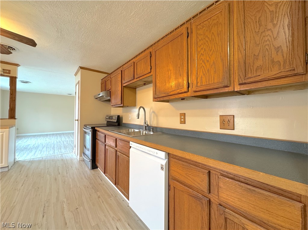 18066 Hillcrest Drive Lake Milton OH 44429