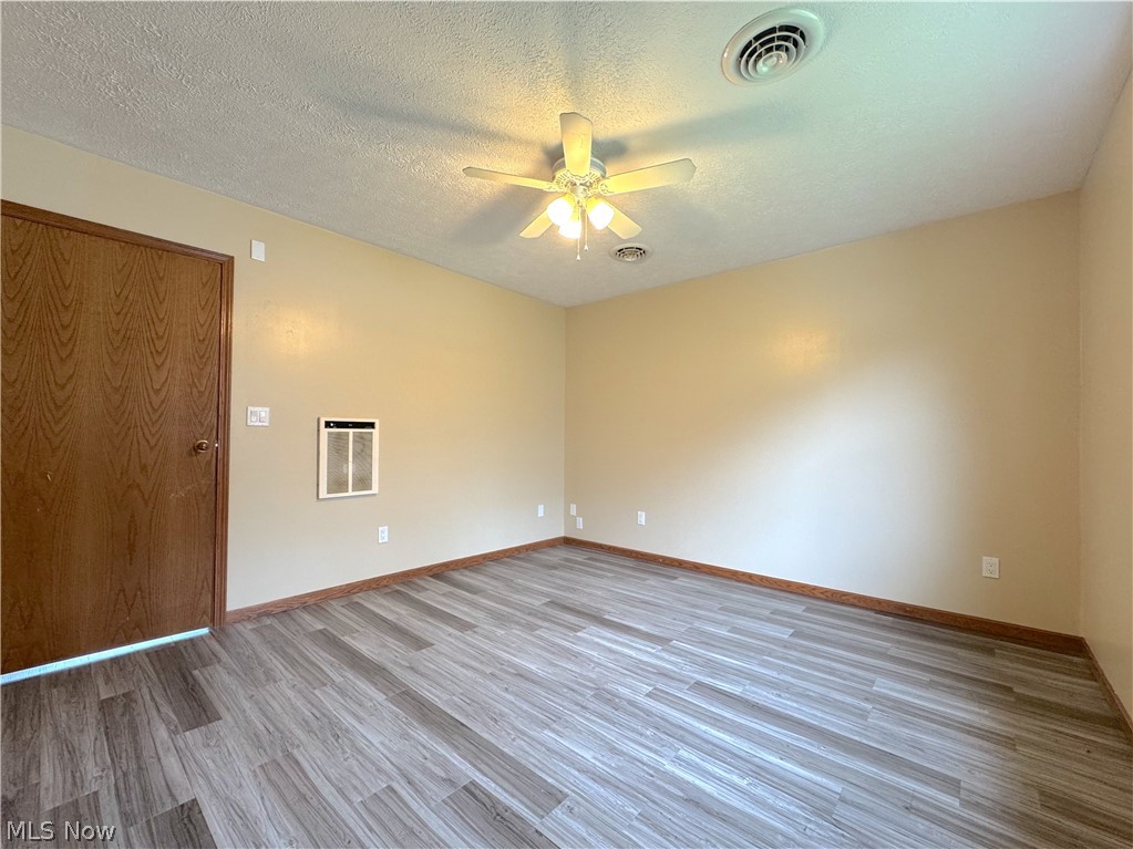 18066 Hillcrest Drive Lake Milton OH 44429