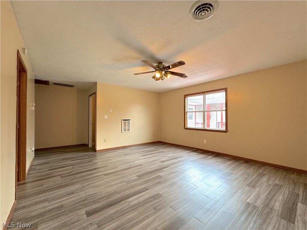 18066 Hillcrest Drive Lake Milton OH 44429