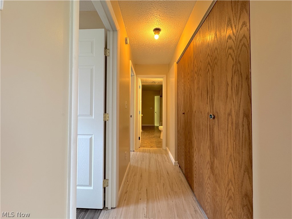 18066 Hillcrest Drive Lake Milton OH 44429