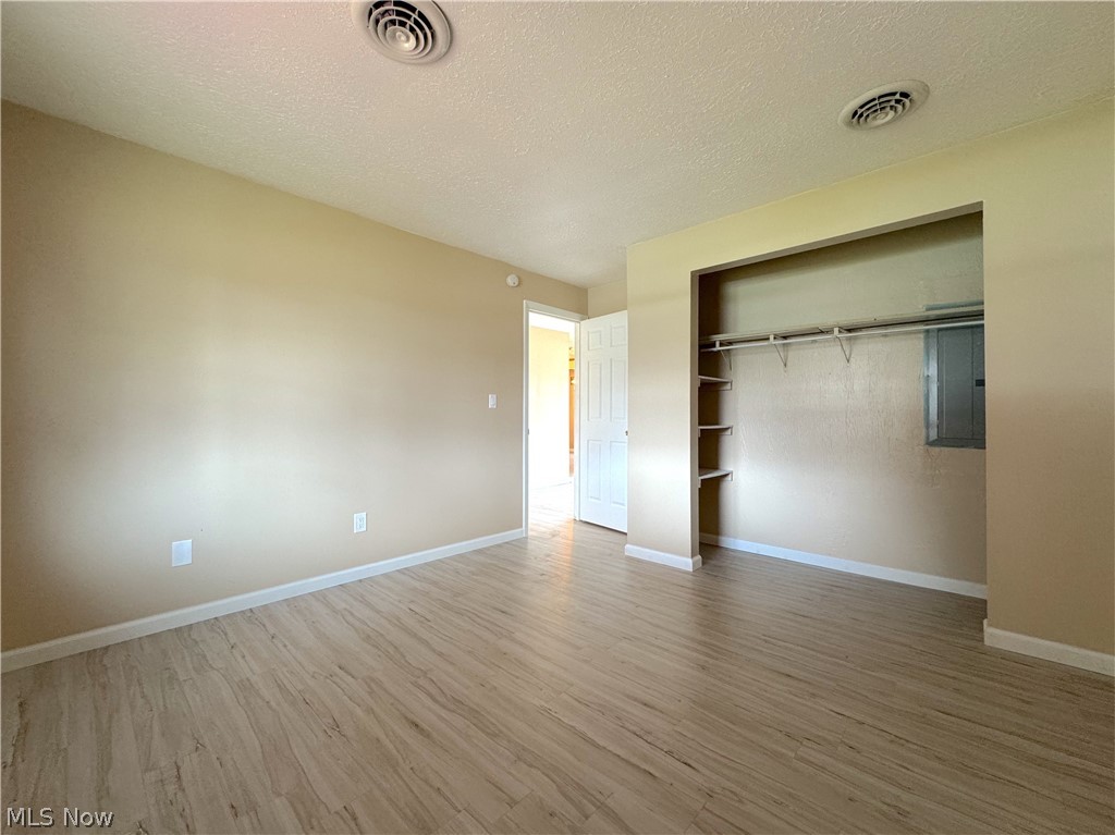 18066 Hillcrest Drive Lake Milton OH 44429